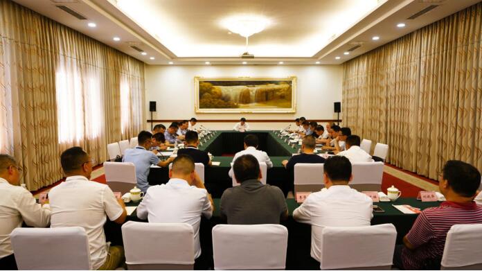 GCGC黄金城集团班子实地督导金牛宾馆改（扩）建工程