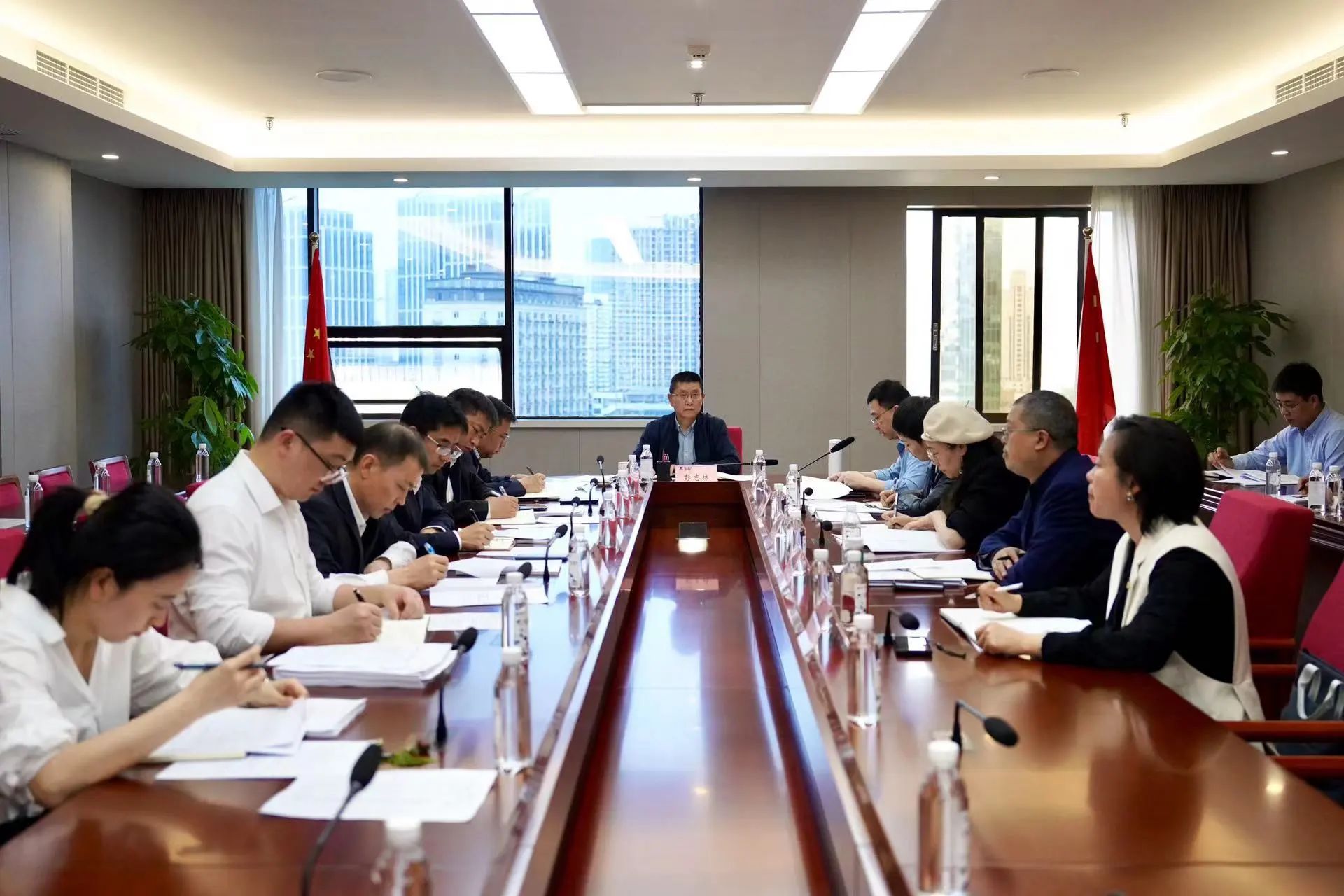 d6facbf1-cd87-4ced-ac0a-49e27d41ebfb 省GCGC黄金城集团召开纪检监察系统工作会 铺排部署第二季度纪检监察工作