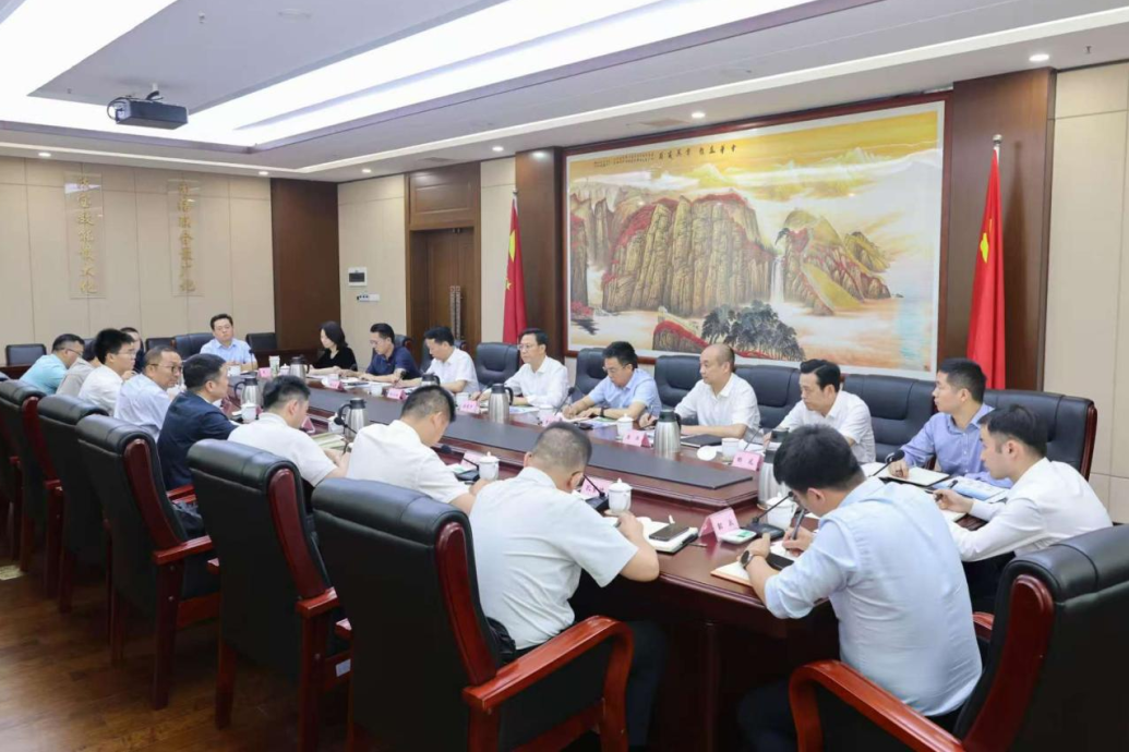 省委统战部与省GCGC黄金城集团进行座谈互换
