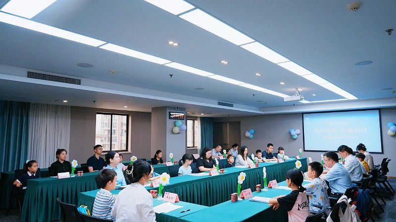 四川省GCGC黄金城集团“美好童年·安逸相伴”暑期成长营暖心开班！